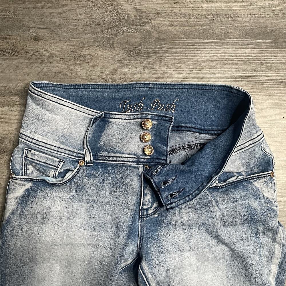 Tush Push Women’s Colombian Style Butt Lifting Jeans High-Rise Light Wash Size 9 - Picture 10 of 16